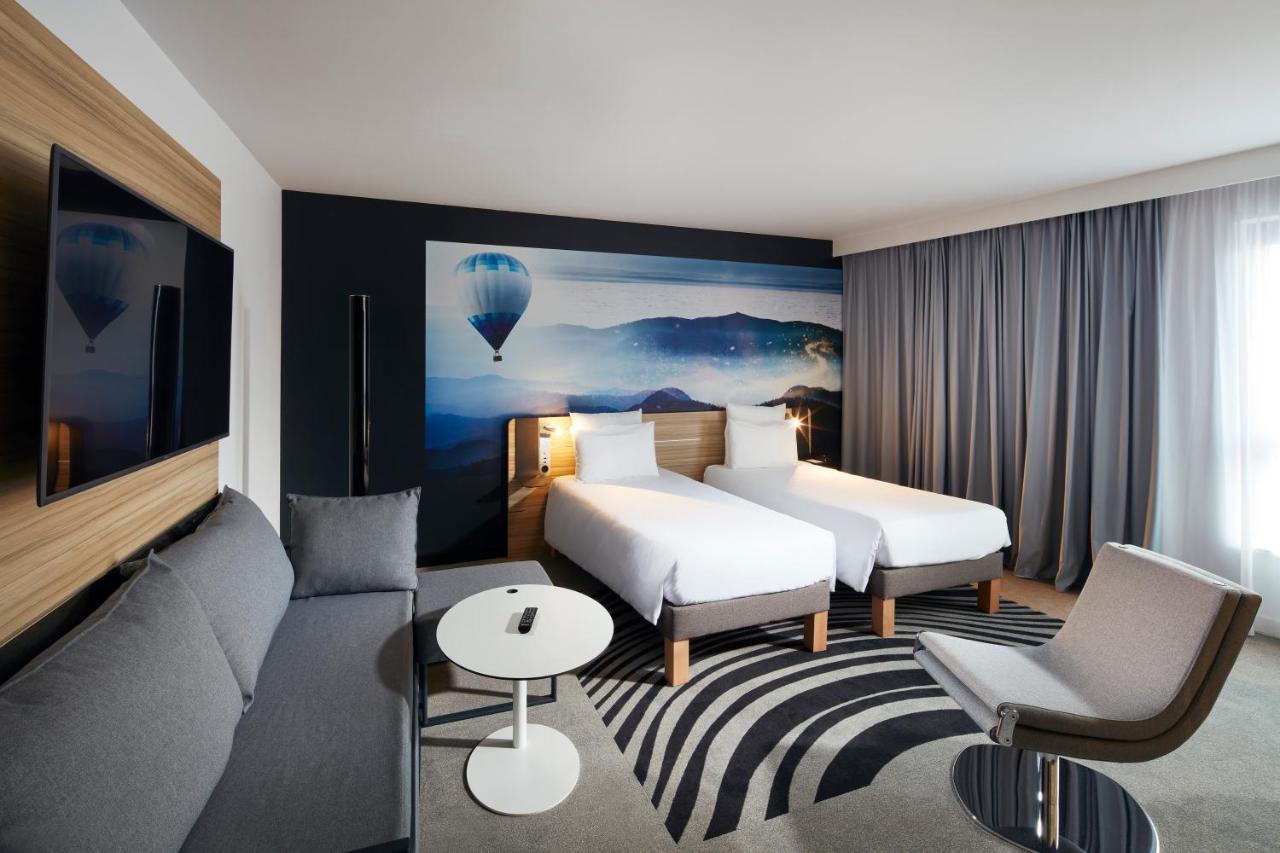 โนโวเทล สวีท กอลมาร์ ซองทร์ Hotel ภายนอก รูปภาพ